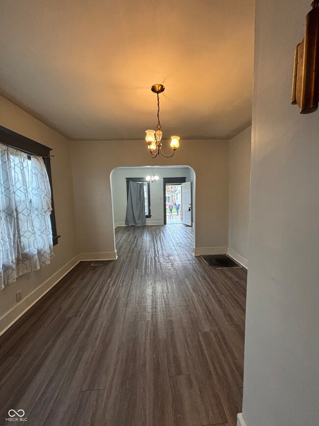 55 S Chester Ave, Indianapolis, IN 46201 - photo 4