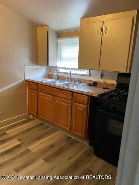2nd floor kitchen