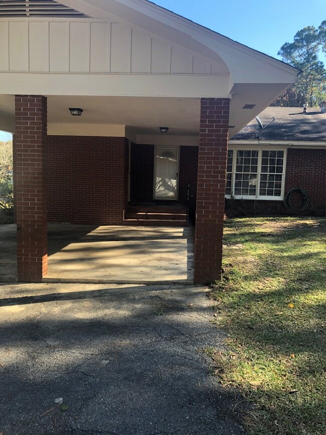 619 Wheeler Ave N, Douglas, GA 31533 - photo 3