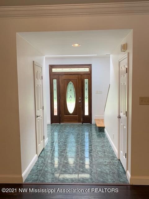 Front Door/Entryway