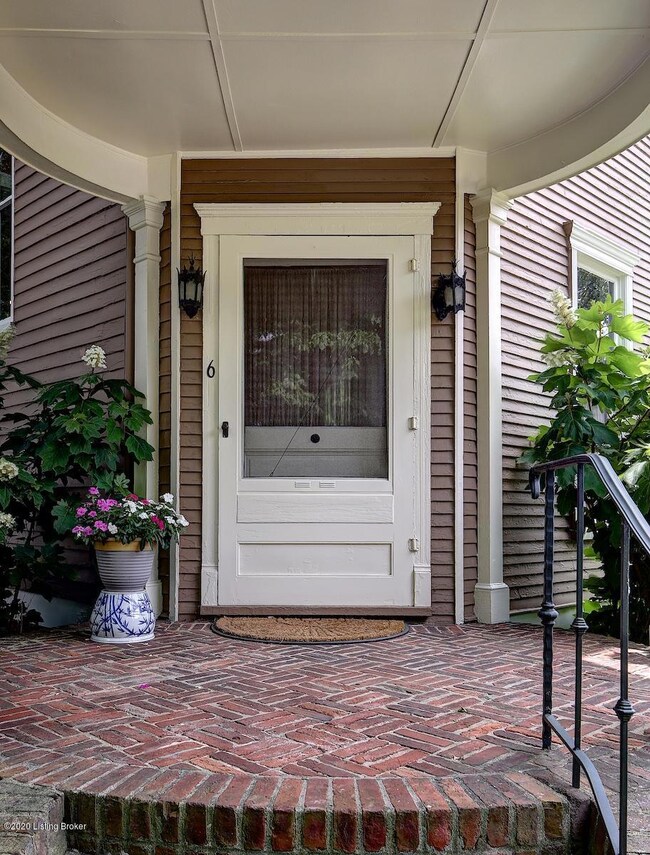 6 Hawthorn Hill, Louisville, KY 40204 - photo 3