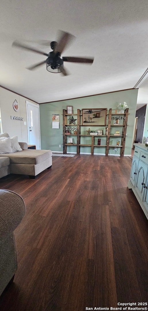 275 West Trail, Pleasanton, TX 78064 - photo 5