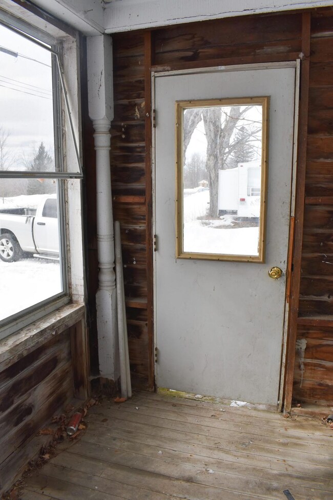 28 1st St, Derby, ME 04463 - photo 4