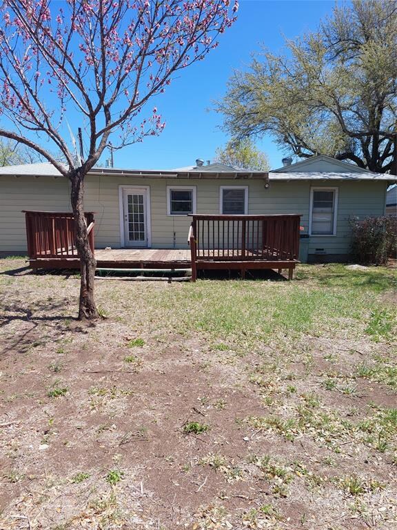 706 Sycamore St, Weatherford, TX 76086 - photo 2