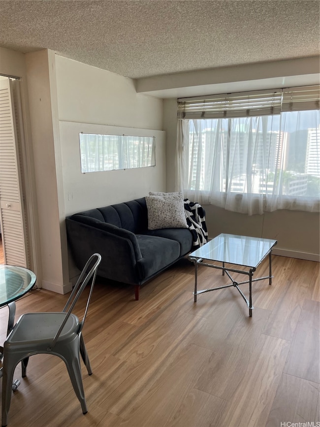 Five Regents unit 1305, Honolulu, HI 96818 - photo 4