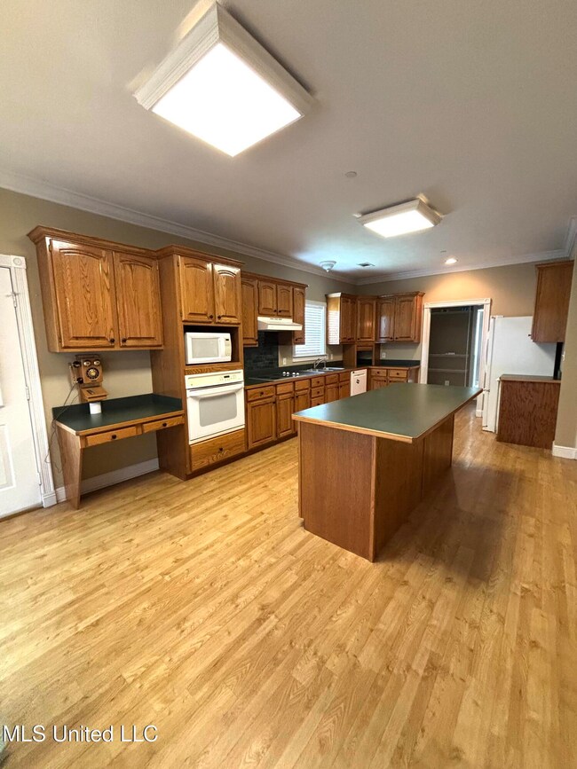 122 Doug Lee Rd, Picayune, MS 39466 - photo 7