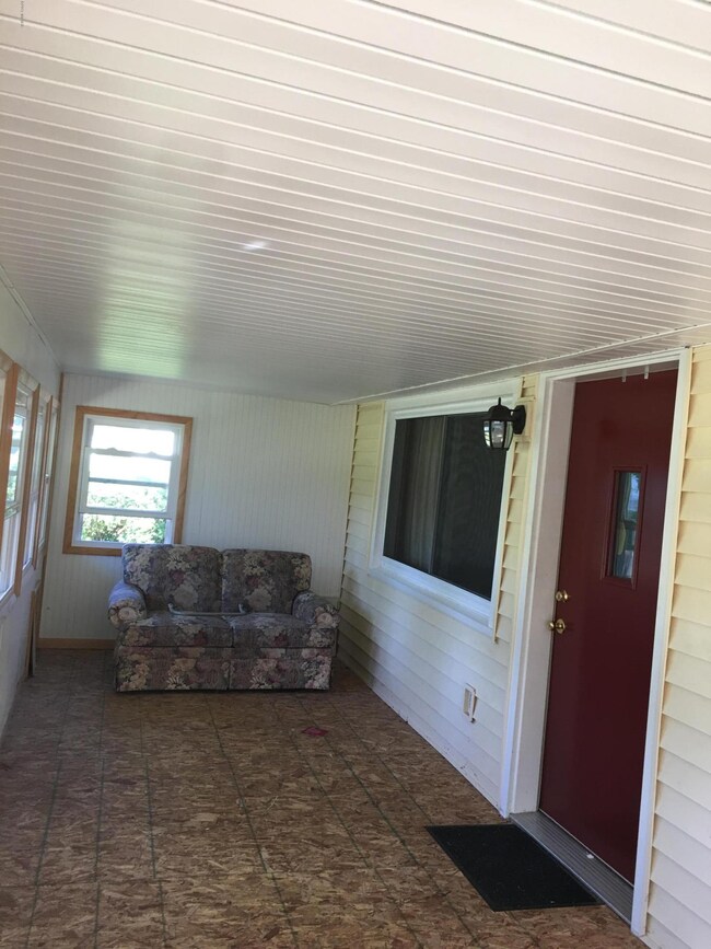 517 Lincoln Lake, Lowell, MI 49331 - photo 4