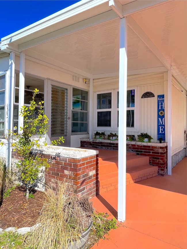 967 Avanti Way, North Fort Myers, FL 33917 - photo 2