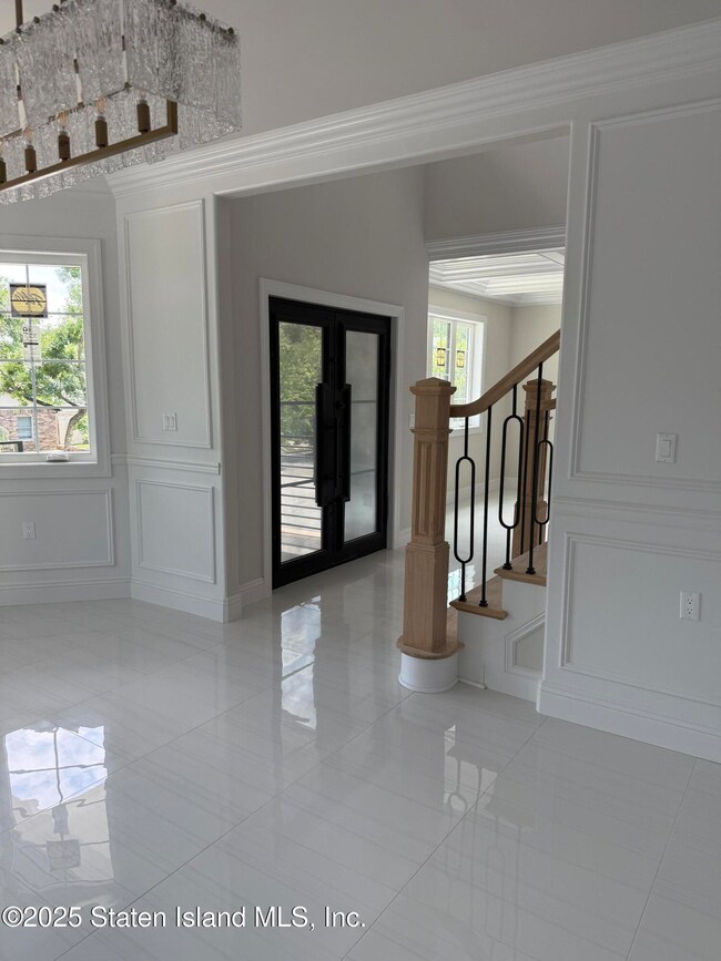 1051 Edgegrove Ave, Staten Island, NY 10309 - photo 7