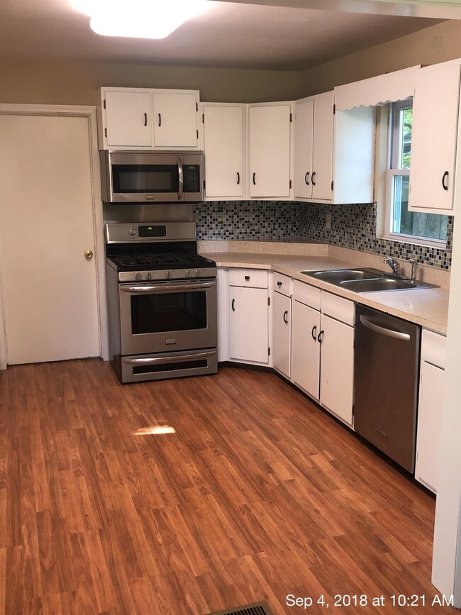 11106 Pottawotomie Trail, Walkerton, IN 46574 - photo 7