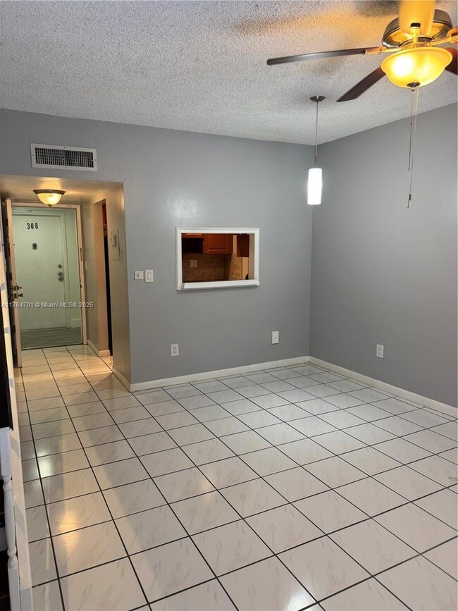 1255 W 53rd St unit 3073, Hialeah, FL 33012 - photo 6