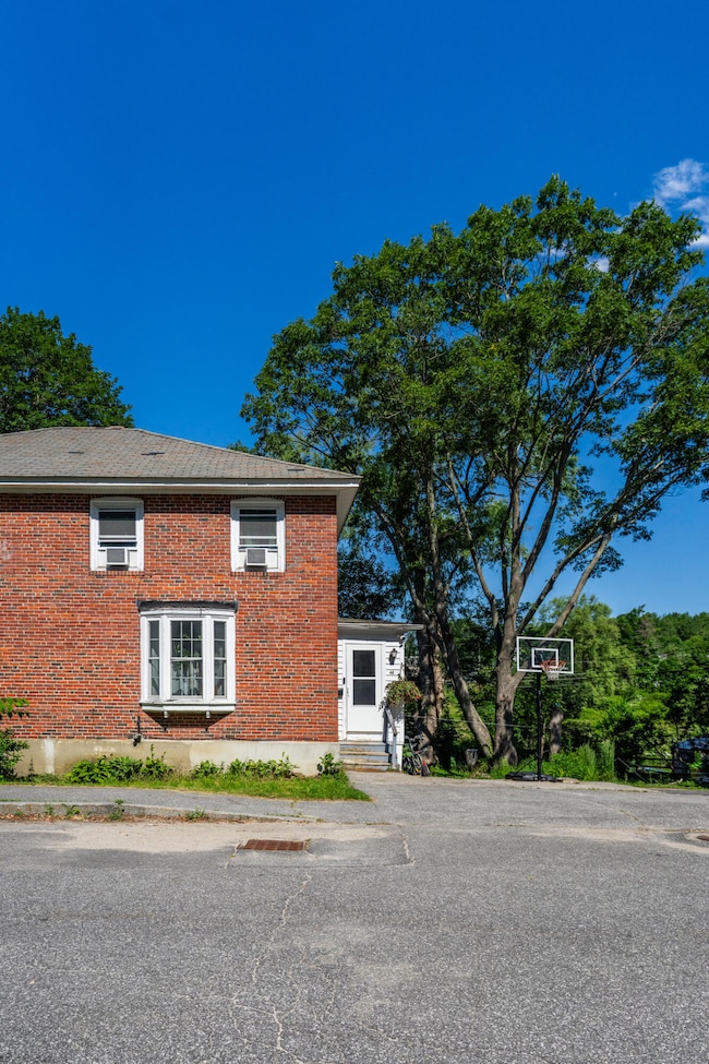 46 Meadow Way Bath 005
