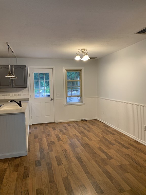 107 Center Depot Rd unit H, Charlton, MA 01507 - photo 6