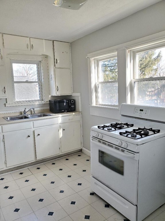 80 Kensington Rd, Weymouth, MA 02188 - photo 5