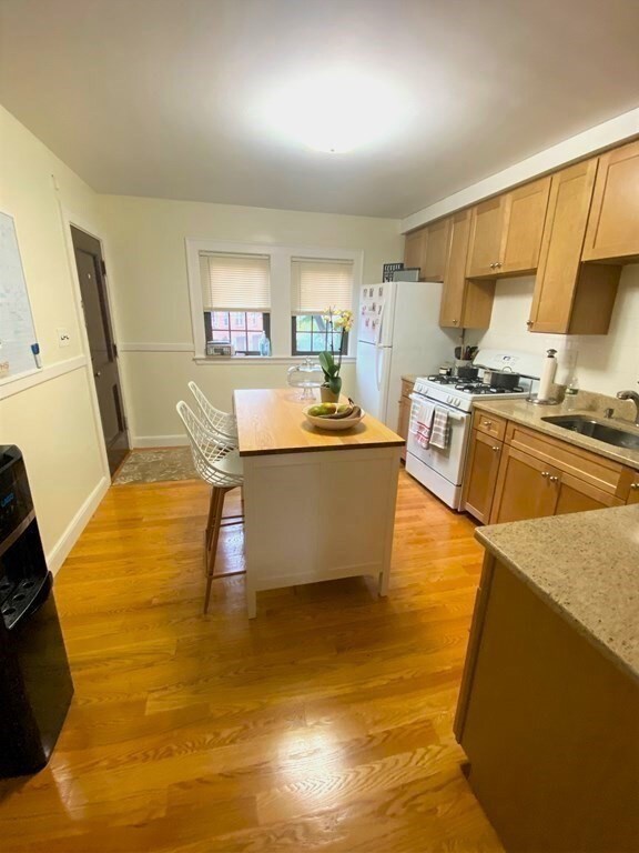 902 Furnace Brook Pkwy unit 2, Quincy, MA 02169 - photo 4