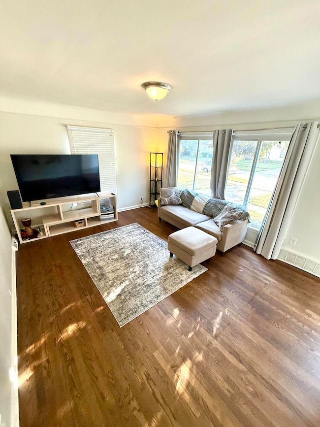 1828 Thomas Ave, Berkley, MI 48072 - photo 5