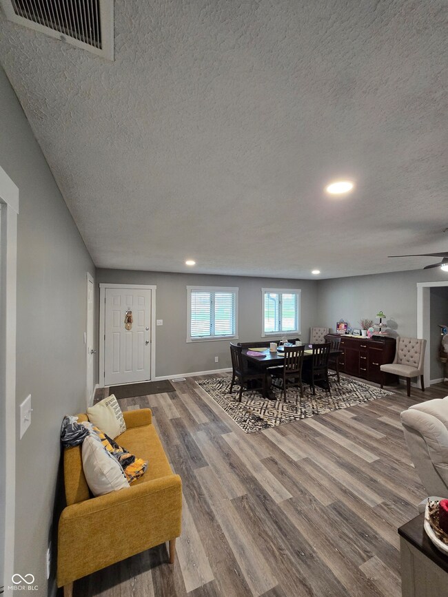 237 E North St, Knightstown, IN 46148 - photo 5