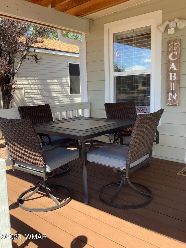deck dining area