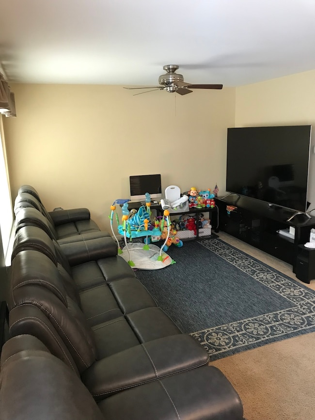 28082 W Niagara St unit 52, McHenry, IL 60051 - photo 7