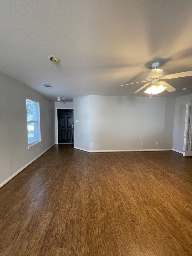 3302 Legends Shadow Dr, Spring, TX 77386 - photo 4