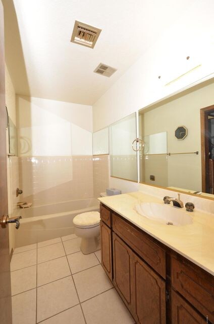 2329 N Recker Rd unit 30, Mesa, AZ 85215 - photo 7