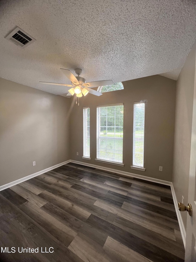 1421 Spruce 4