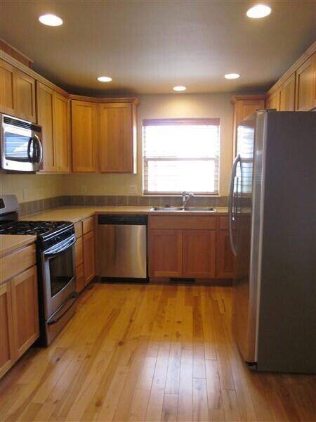 beall 21302 kitchen 04