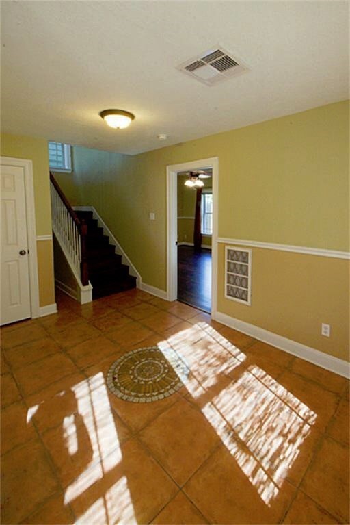 2620 Arlington St, Houston, TX 77008 - photo 4