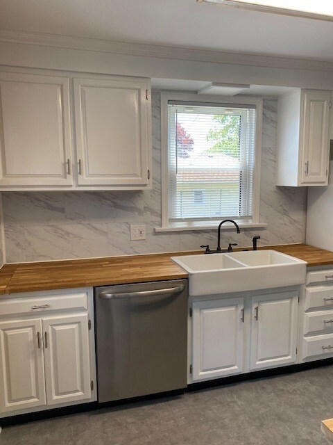 309 S Martin Ave, Waukegan, IL 60085 - photo 2