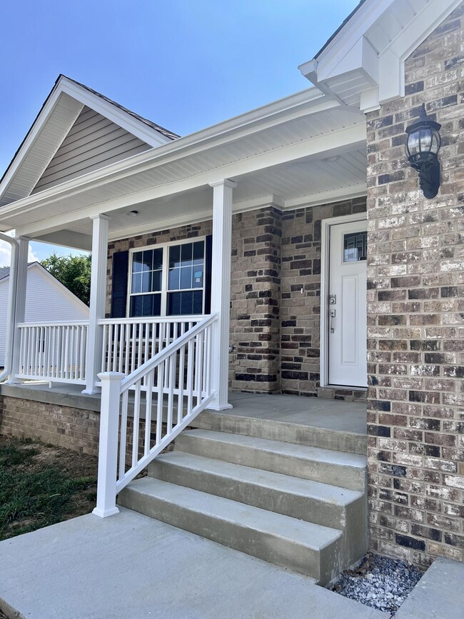 562 Harvest Ln, Harrodsburg, KY 40330 - photo 3