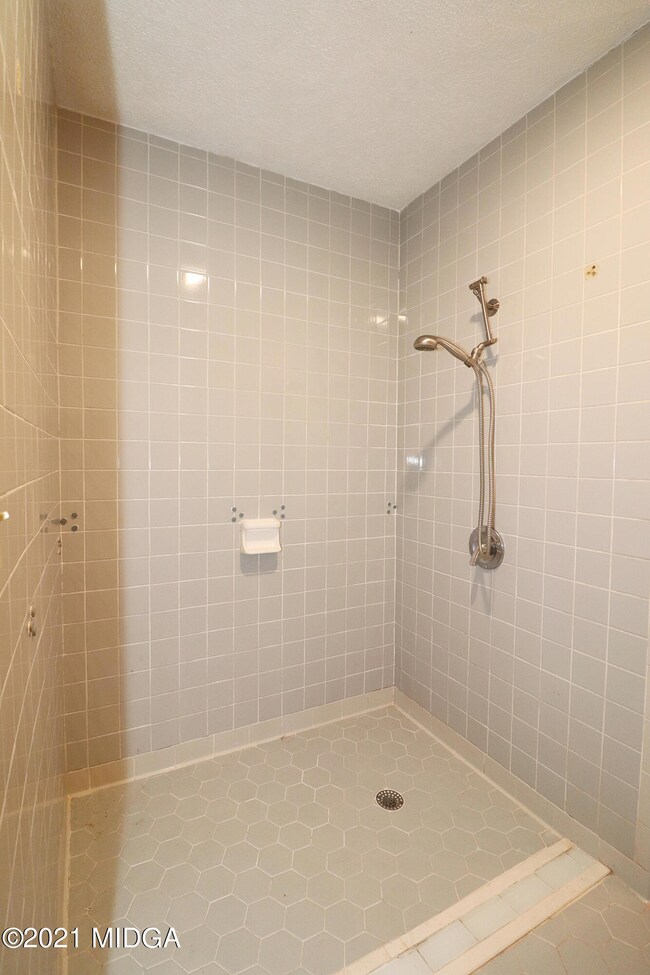 223 Briarcliff - 2nd Bathroom 2