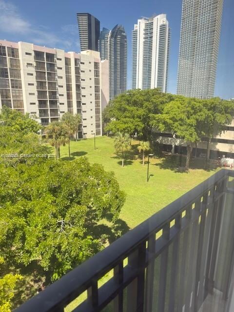 16919 N Bay Rd unit 507, Sunny Isles Beach, FL 33160 - photo 2