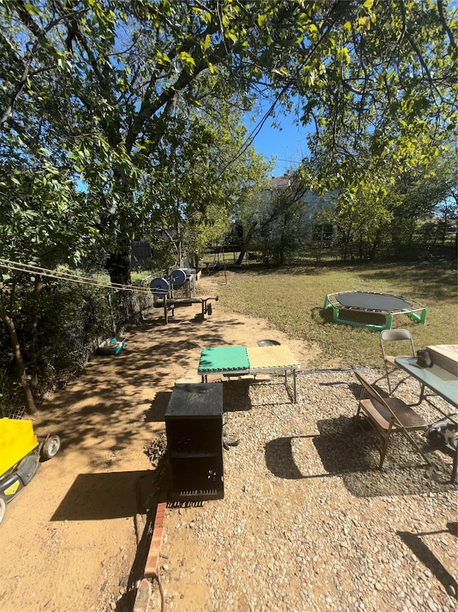 4305 Carmel Ave, Fort Worth, TX 76119 - photo 5