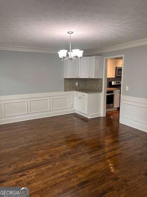 871 Cedar Trace SW, Lilburn, GA 30047 - photo 5