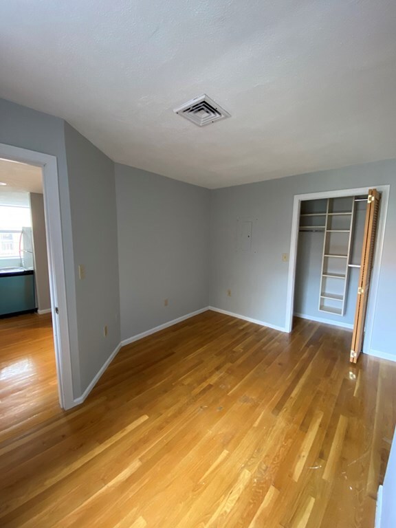 12 Parmenter St unit 4R, Boston, MA 02113 - photo 4