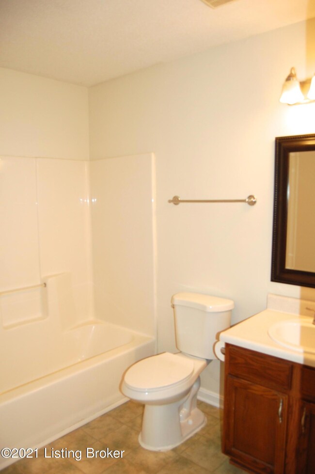 6911 Nansen Trace, Louisville, KY 40228 - photo 7