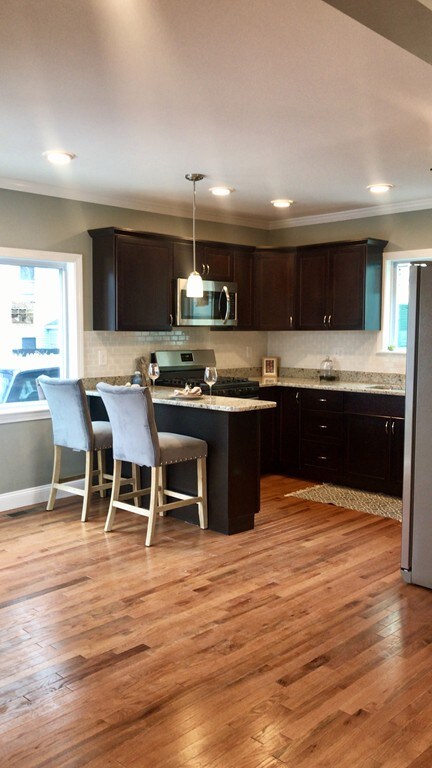 12 Dalton Ct, Lowell, MA 01850 - photo 4