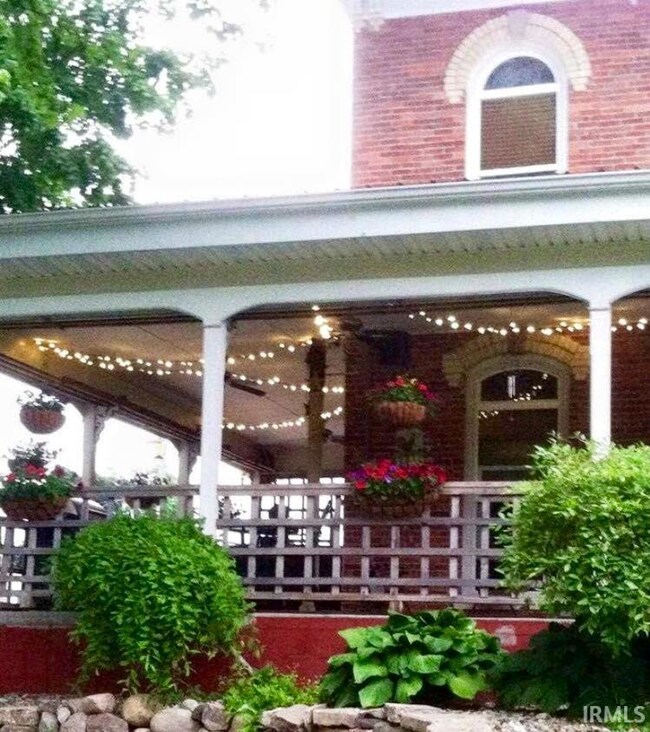 501 Defiance St, Howe, IN 46746 - photo 3