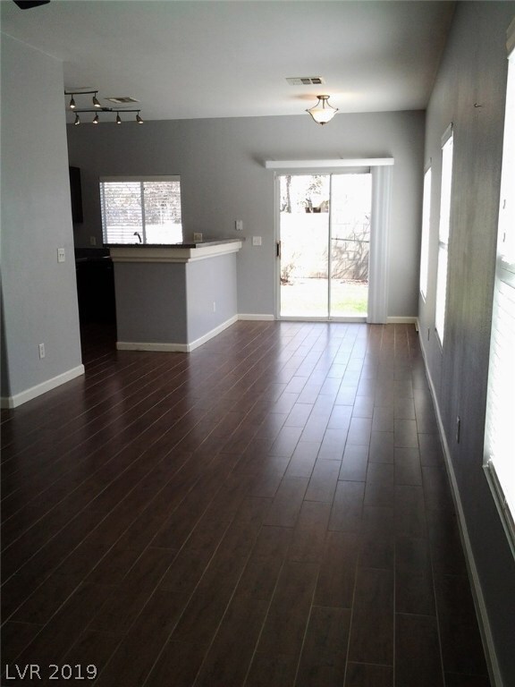 5974 Jagged Cut St unit 102, Henderson, NV 89011 - photo 4