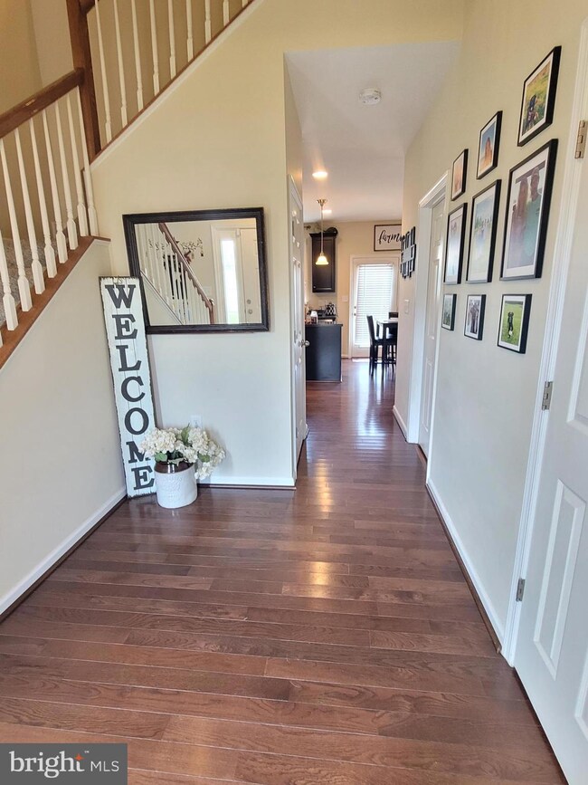 145 Bugatti Ct, Inwood, WV 25428 - photo 4