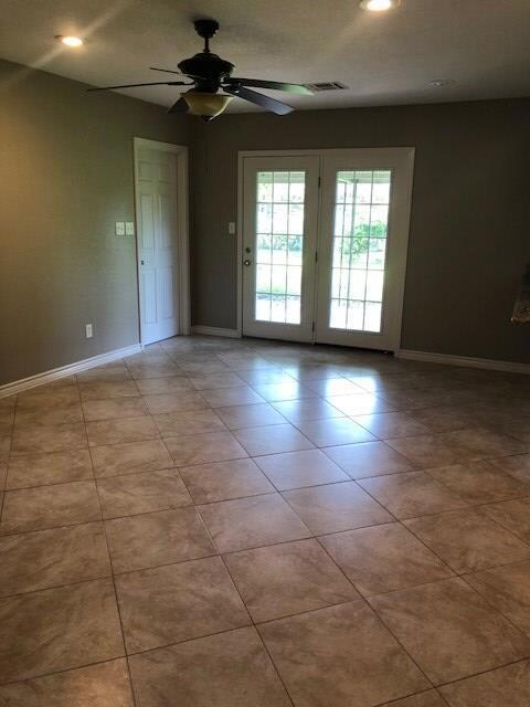 4108 Crescent Dr, Bay City, TX 77414 - photo 4