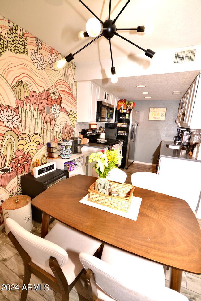 Dining - Kitchen