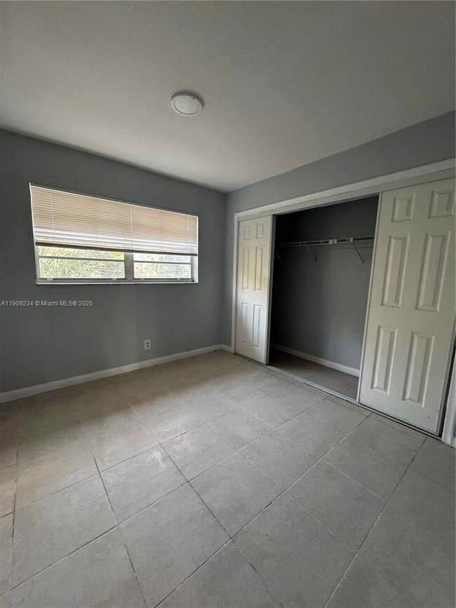 6840 Pembroke Rd unit 215, Miramar, FL 33023 - photo 4