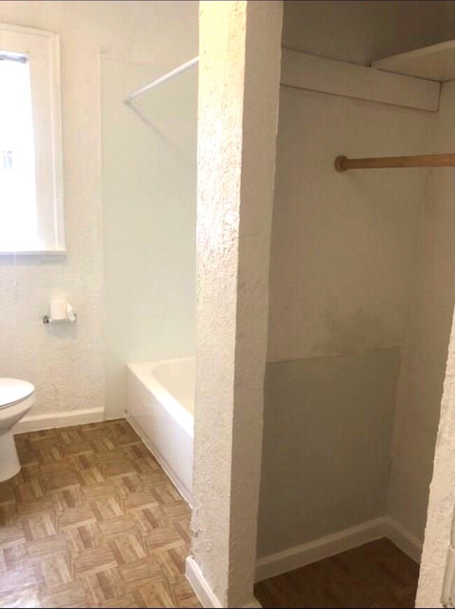 1658 W Main St unit 1, Houston, TX 77006 - photo 7