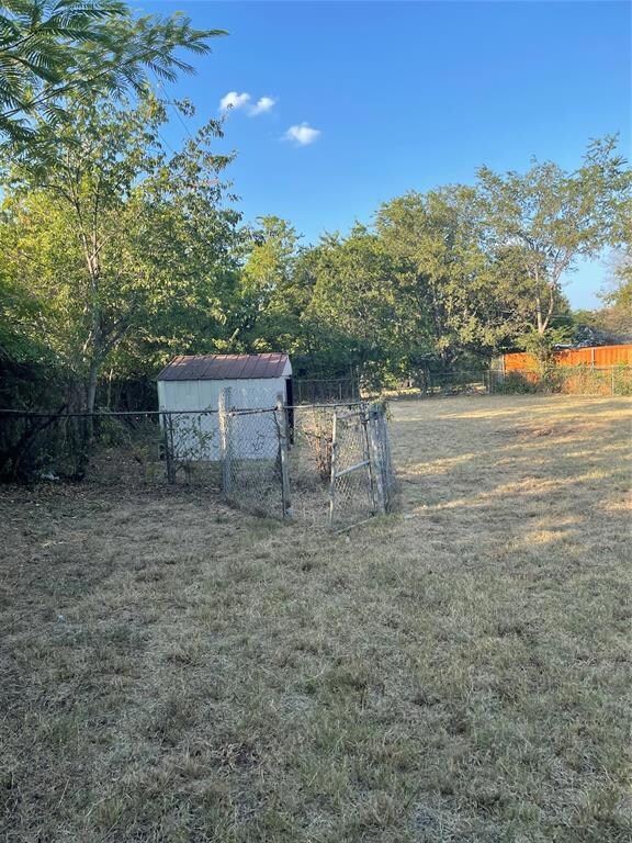 6556 Mccart Ave, Fort Worth, TX 76133 - photo 3