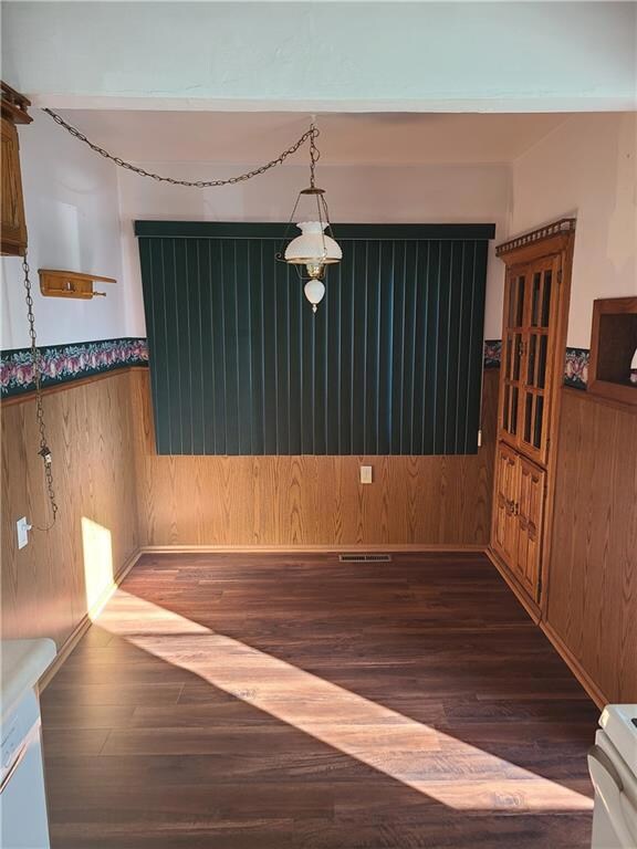 500 E 24th St S, Newton, IA 50208 - photo 5