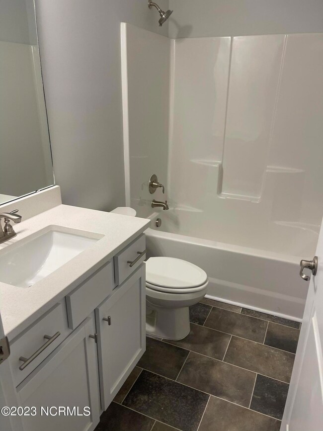 51B2854F-FAFC-43AA-B3E9-0B3A41F6DDF9