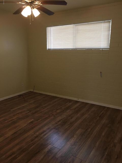 5002 W Bethany Home Rd unit 155, Glendale, AZ 85301 - photo 5
