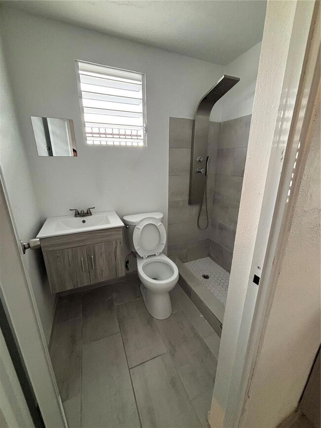 37 So unit 795, San Juan, PR 00921 - photo 7