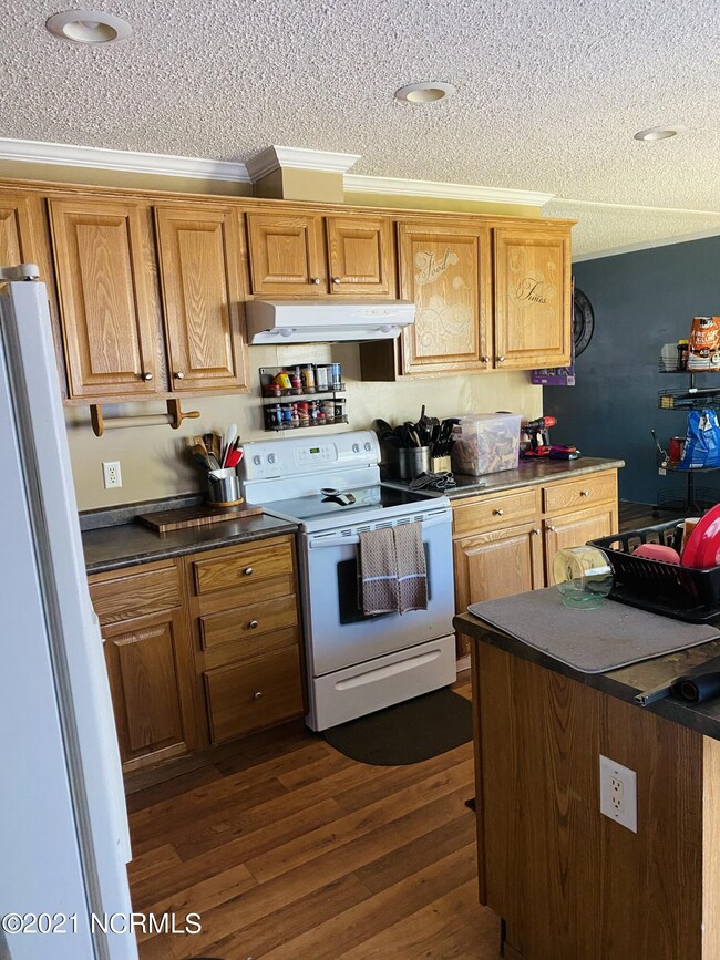 F48C5604-EB15-4A66-9695-6C855B54CECB